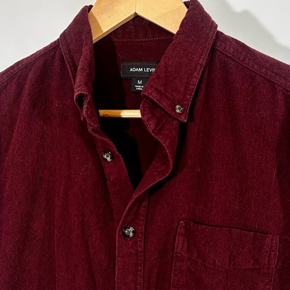 Adam Levine Collection Burgundy Button-Down Shirt (Men’s M) - Picture 2 of 3